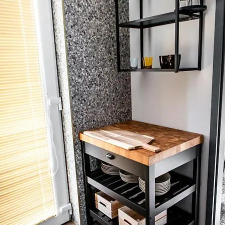 Tisza Apartmanhaz *